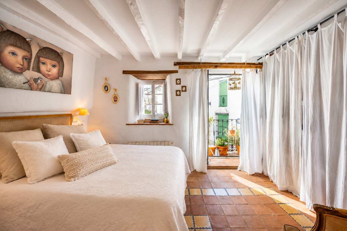 4 Bed Townhouse for sale in Gaucín Costa Del Sol, Málaga, Spain