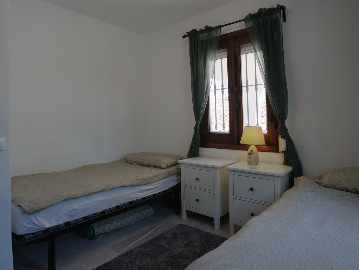 5 Bed Townhouse for sale in Torreblanca Costa Del Sol, Málaga, Spain
