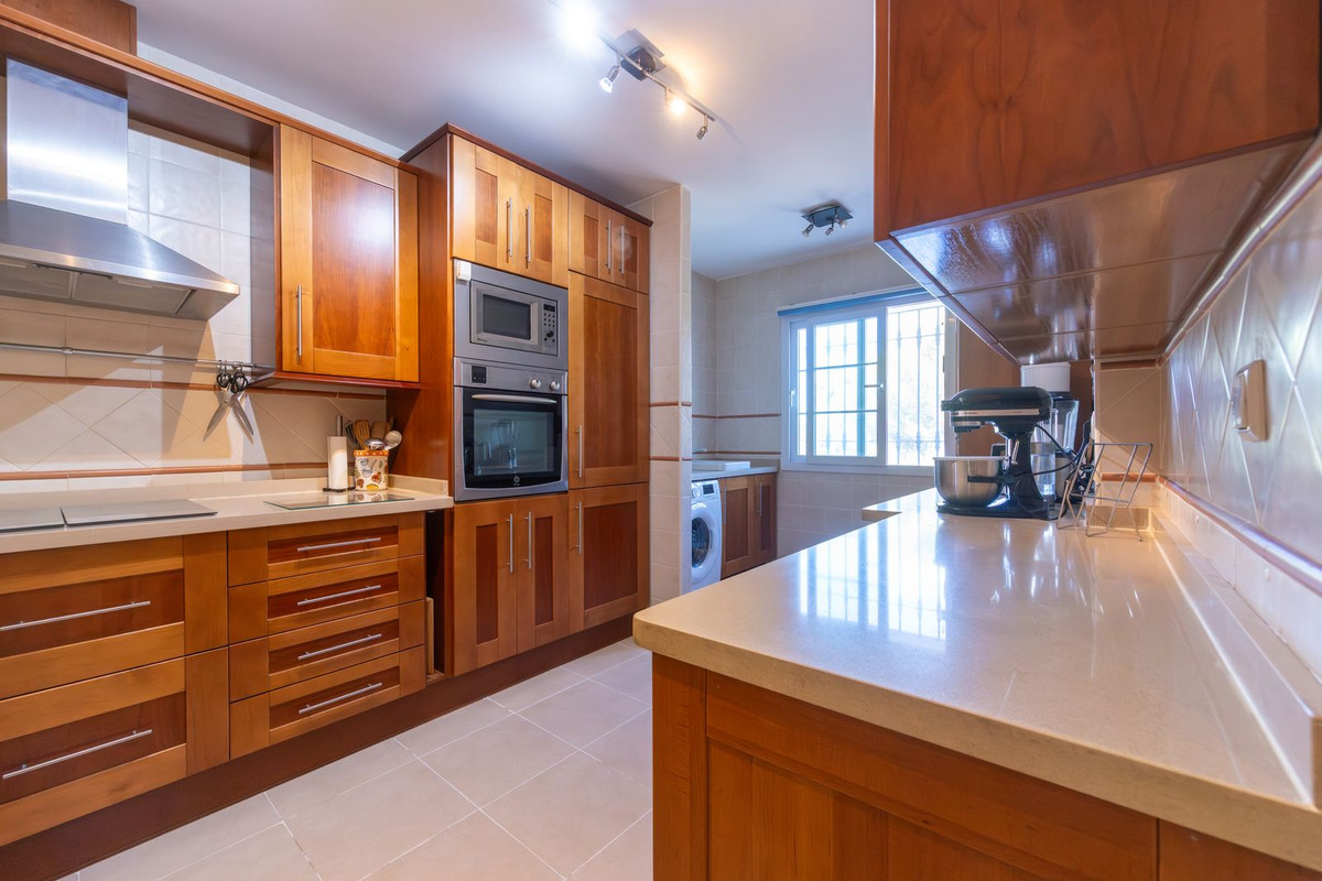 4 Bed Townhouse for sale in Lauro Golf Costa Del Sol, Málaga, Spain