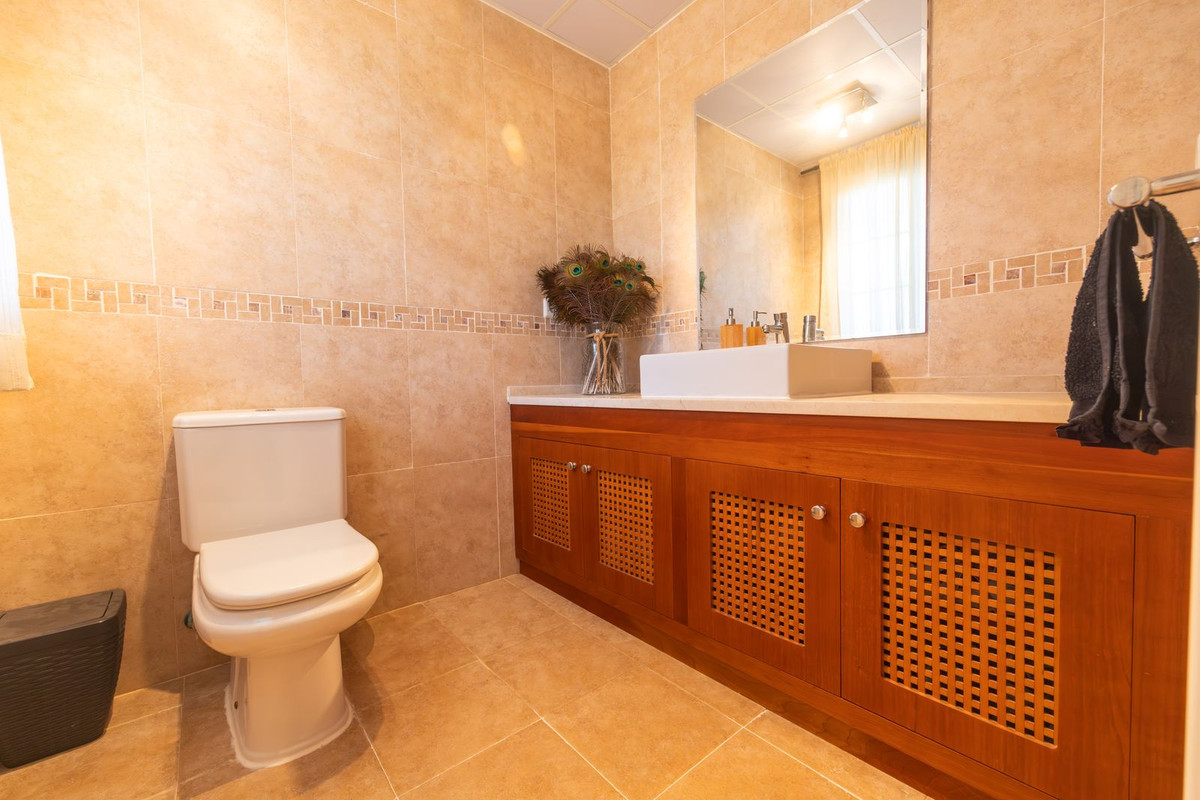 4 Bed Townhouse for sale in Lauro Golf Costa Del Sol, Málaga, Spain