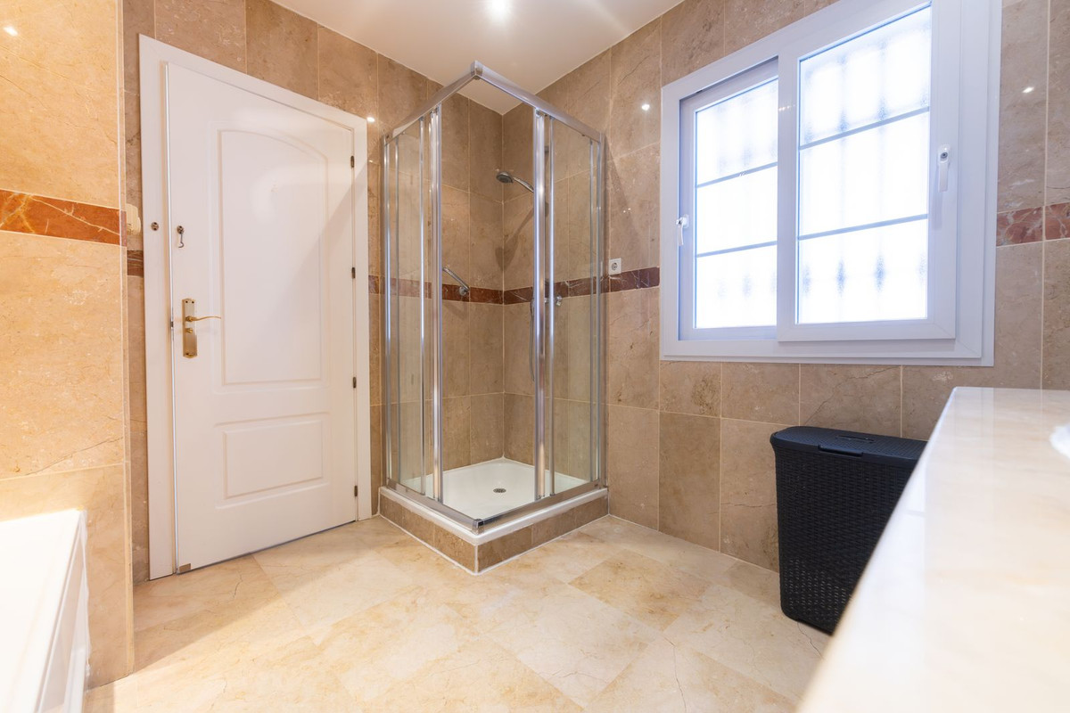 4 Bed Townhouse for sale in Lauro Golf Costa Del Sol, Málaga, Spain