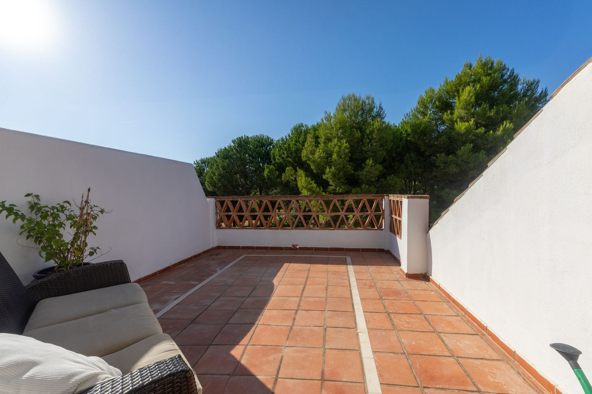4 Bed Townhouse for sale in Lauro Golf Costa Del Sol, Málaga, Spain