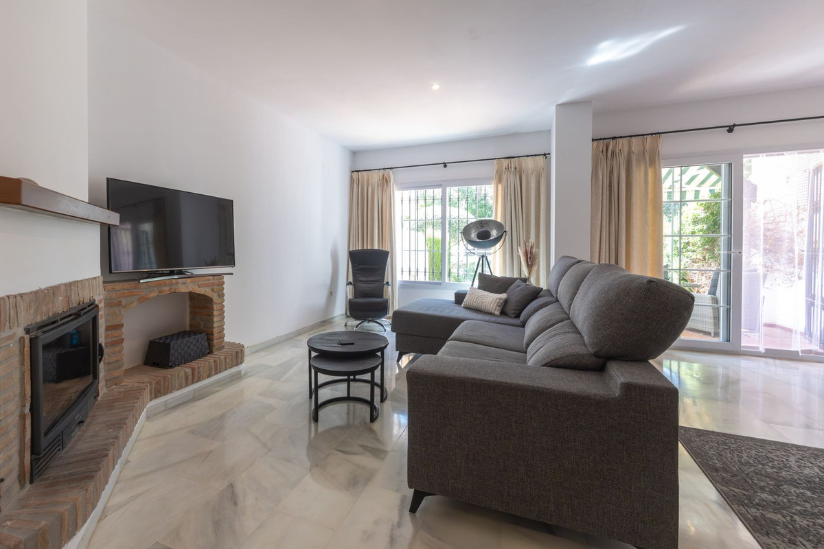 4 Bed Townhouse for sale in Lauro Golf Costa Del Sol, Málaga, Spain