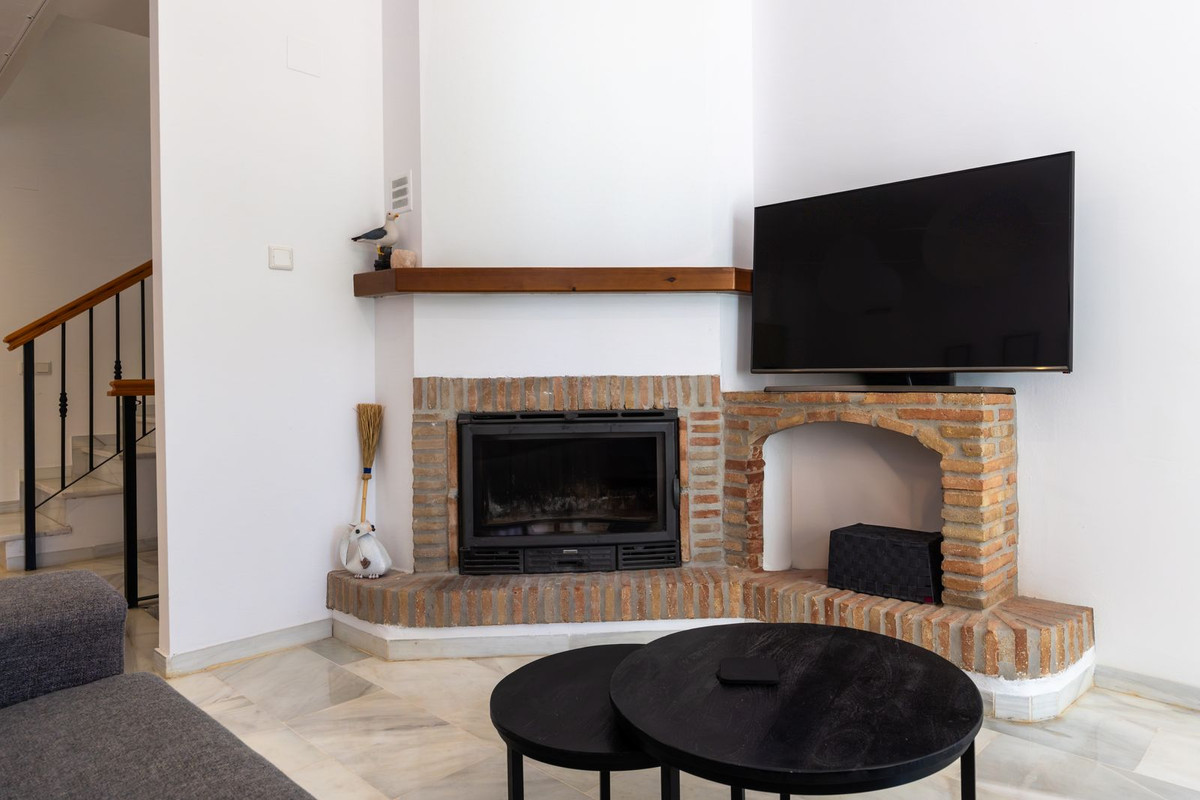 4 Bed Townhouse for sale in Lauro Golf Costa Del Sol, Málaga, Spain