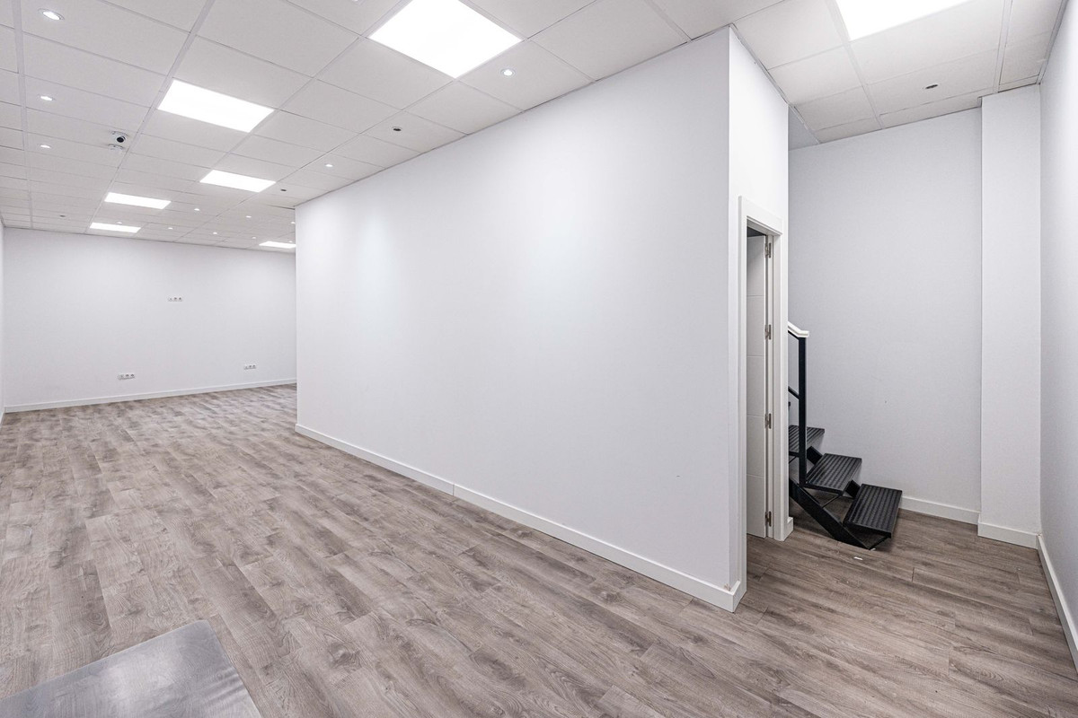 Commercial unit for sale in Marbella Costa Del Sol, Málaga, Spain
