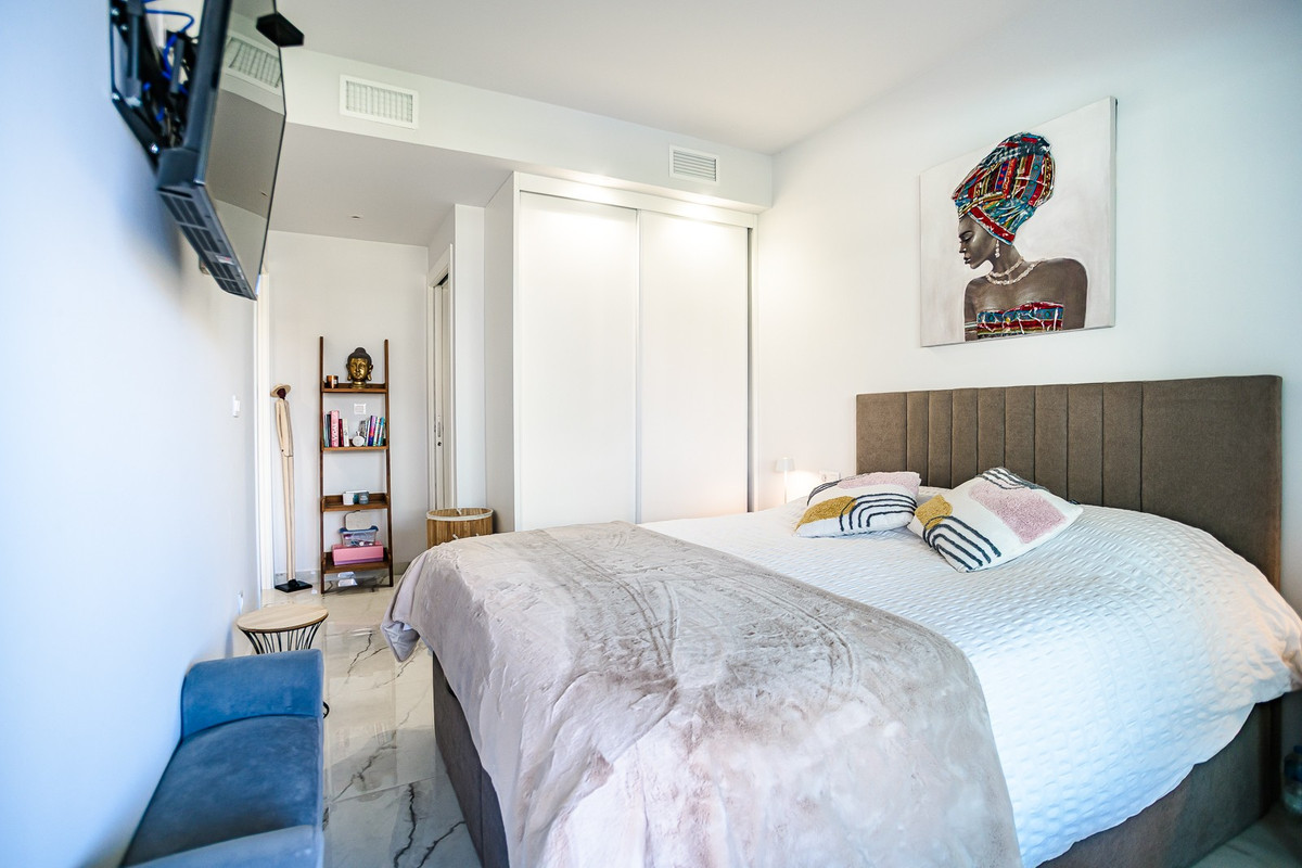 2 Bed Apartment for sale in Torrevieja Costa Blanca, Alicante, Spain