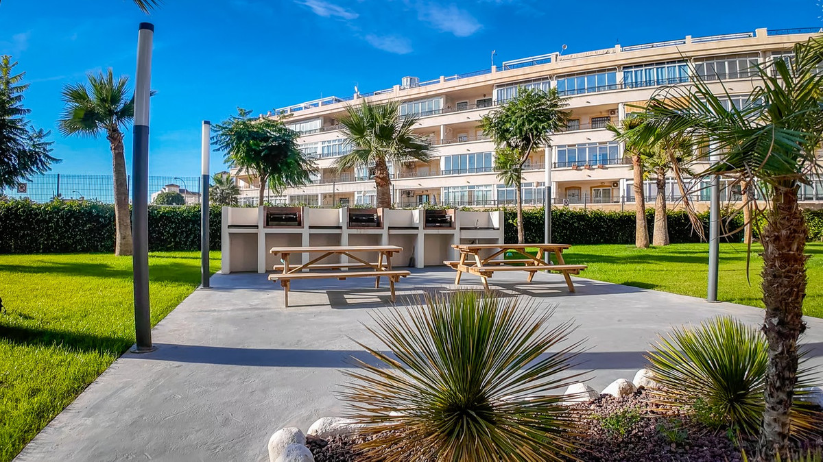 2 Bed Apartment for sale in Torrevieja Costa Blanca, Alicante, Spain