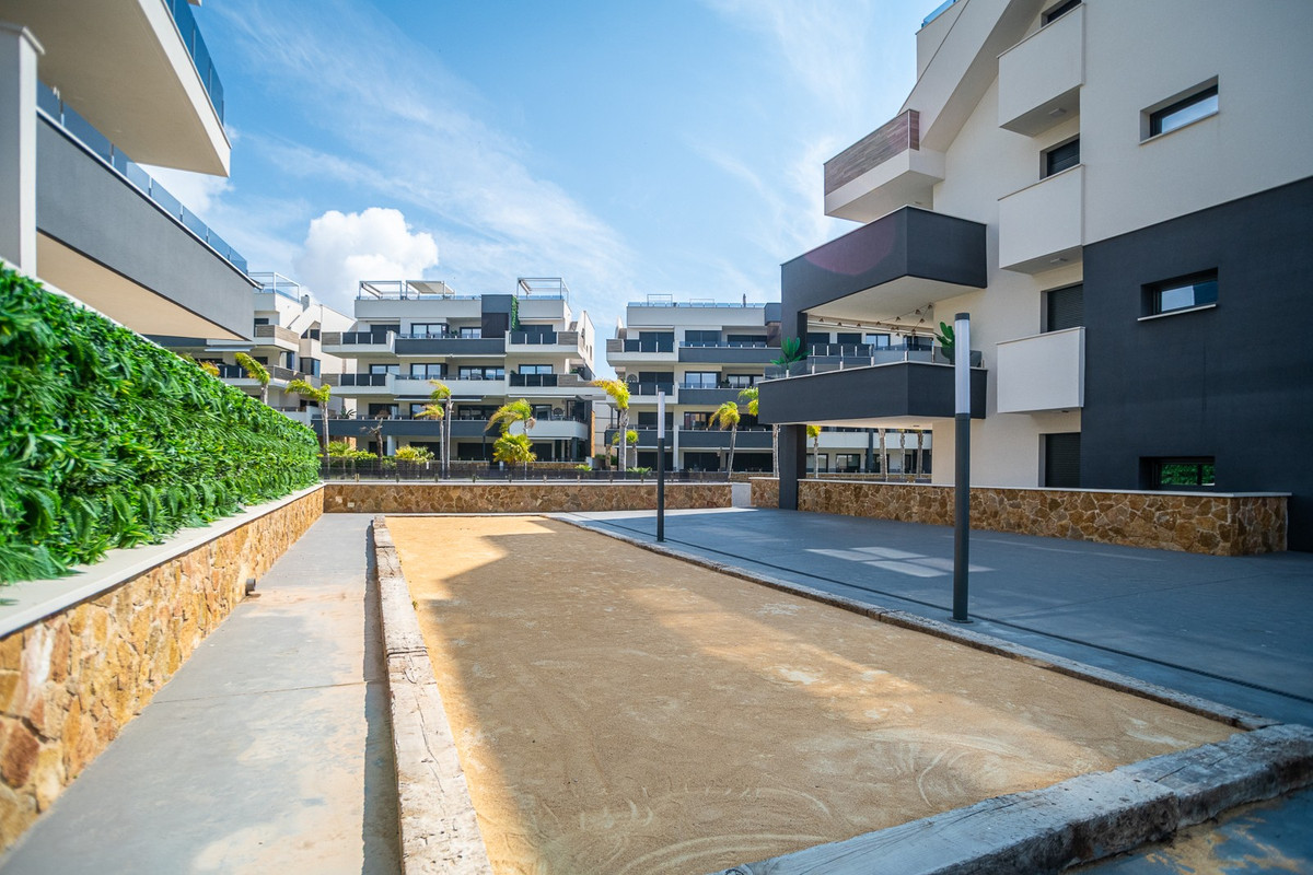 2 Bed Apartment for sale in Torrevieja Costa Blanca, Alicante, Spain