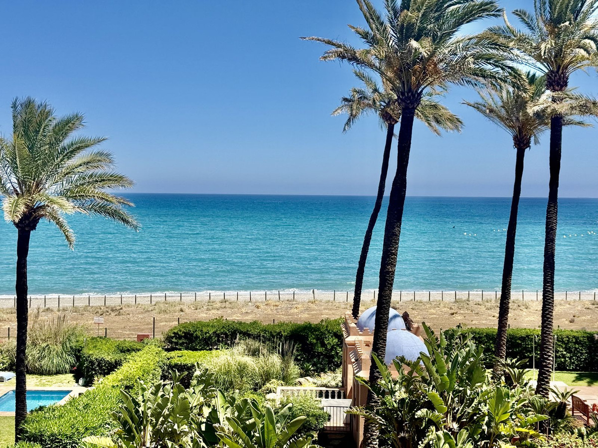 3 Bed Apartment for sale in Casares Playa Costa Del Sol, Málaga, Spain