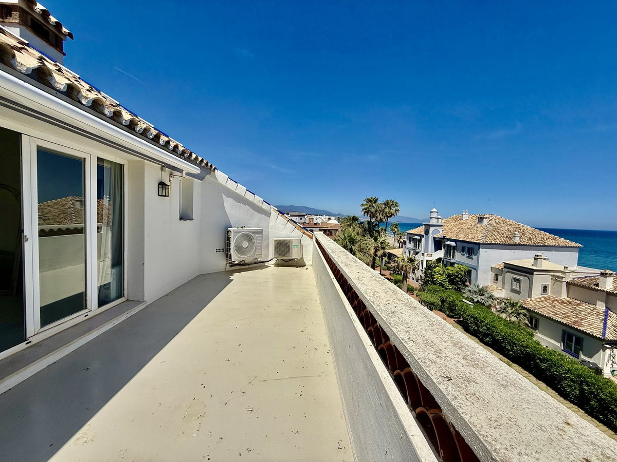 3 Bed Apartment for sale in Casares Playa Costa Del Sol, Málaga, Spain