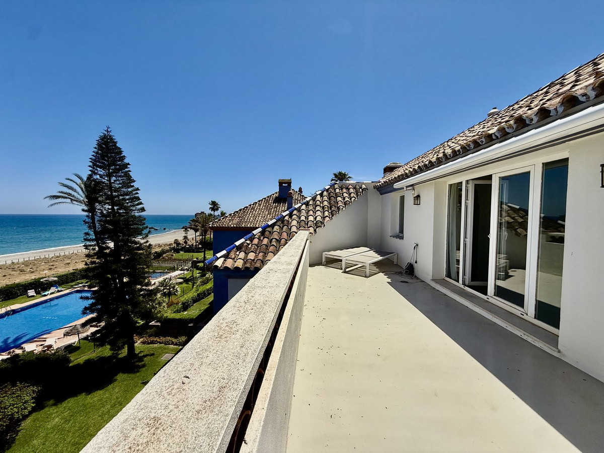 3 Bed Apartment for sale in Casares Playa Costa Del Sol, Málaga, Spain