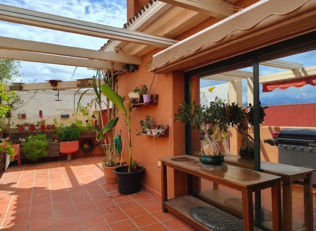 4 Bed Apartment for sale in San Pedro De Alcántara Costa Del Sol, Málaga, Spain