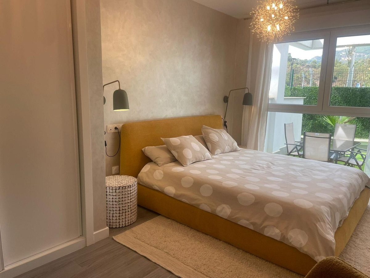 2 Bed Apartment for sale in Benahavís Costa Del Sol, Málaga, Spain
