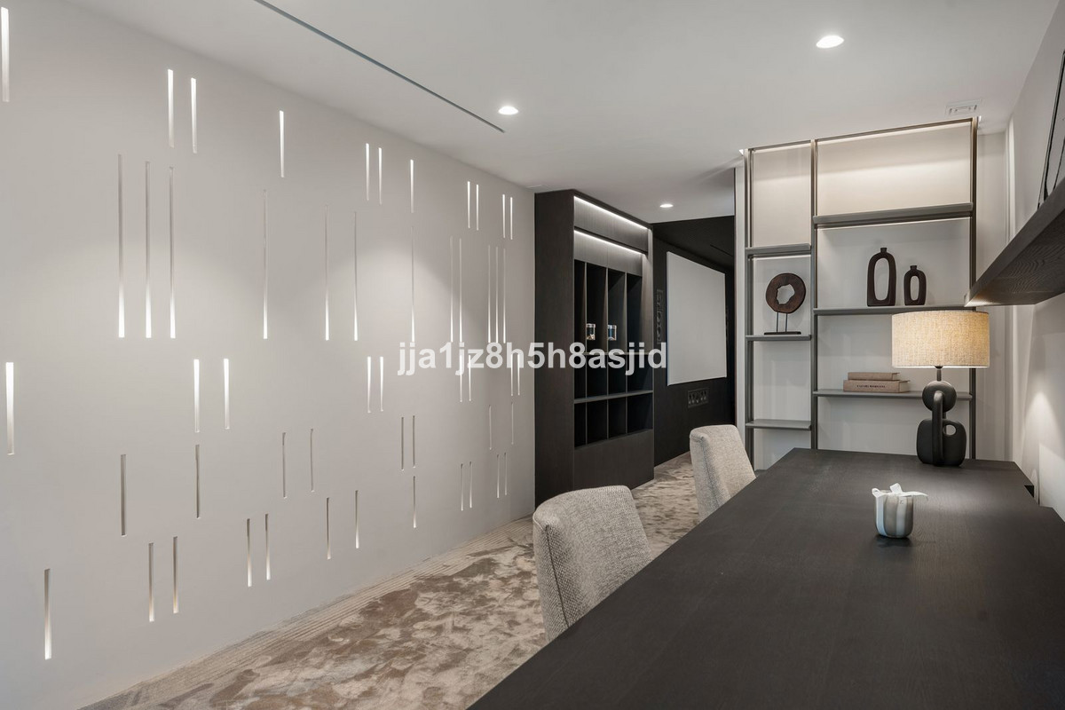 4 Bed Townhouse for sale in The Golden Mile Costa Del Sol, Málaga, Spain