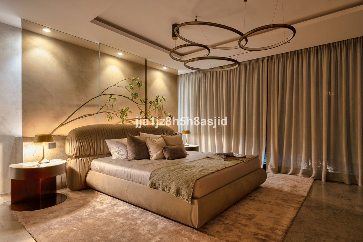 4 Bed Townhouse for sale in The Golden Mile Costa Del Sol, Málaga, Spain
