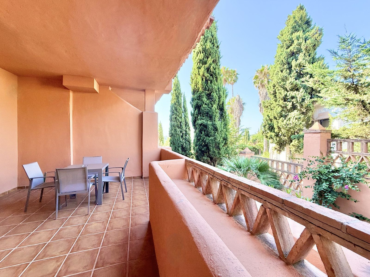 1 Bed Apartment for sale in Benahavís Costa Del Sol, Málaga, Spain