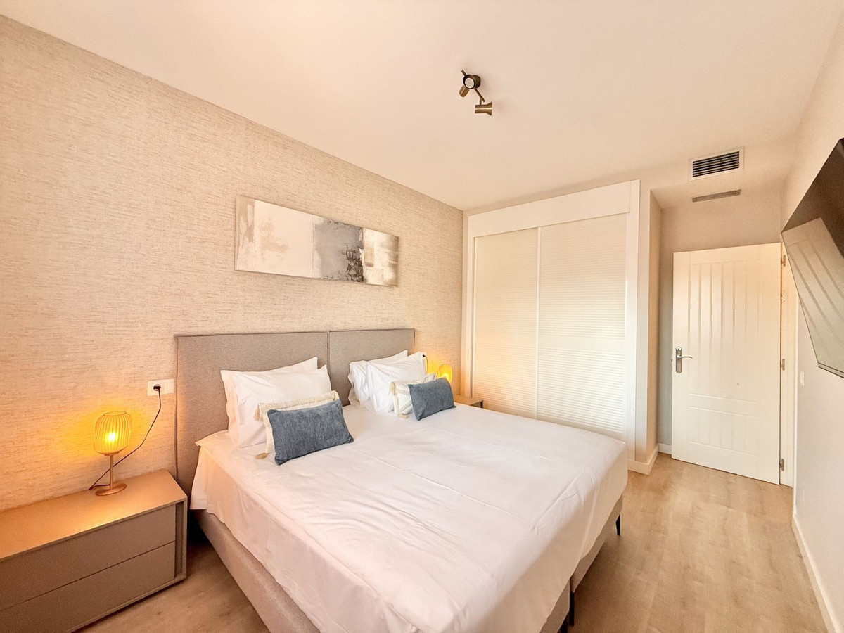 1 Bed Apartment for sale in Benahavís Costa Del Sol, Málaga, Spain