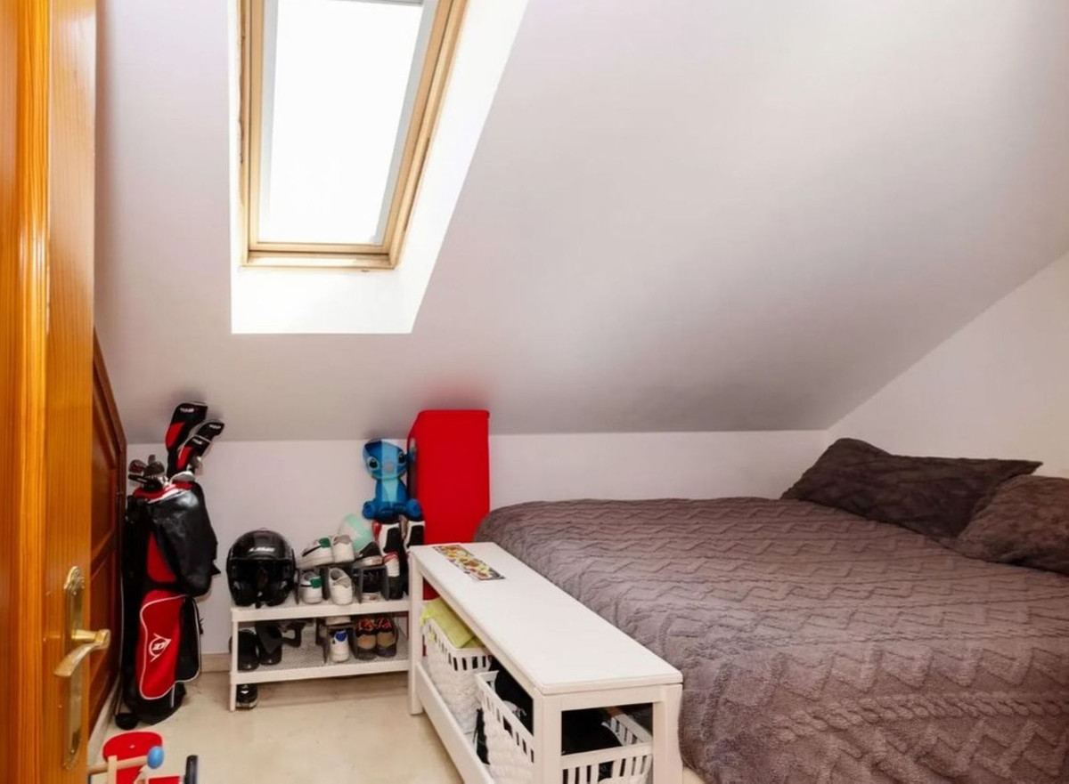 3 Bed Apartment for sale in Estepona Costa Del Sol, Málaga, Spain