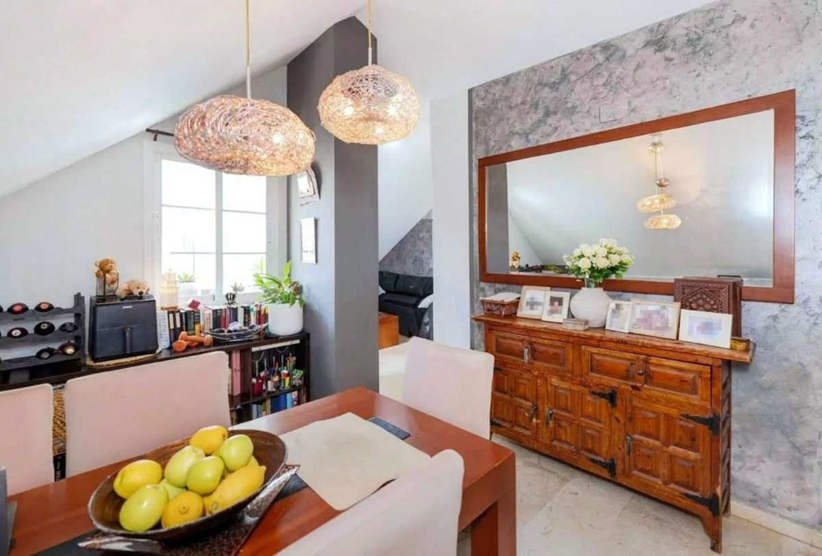 3 Bed Apartment for sale in Estepona Costa Del Sol, Málaga, Spain