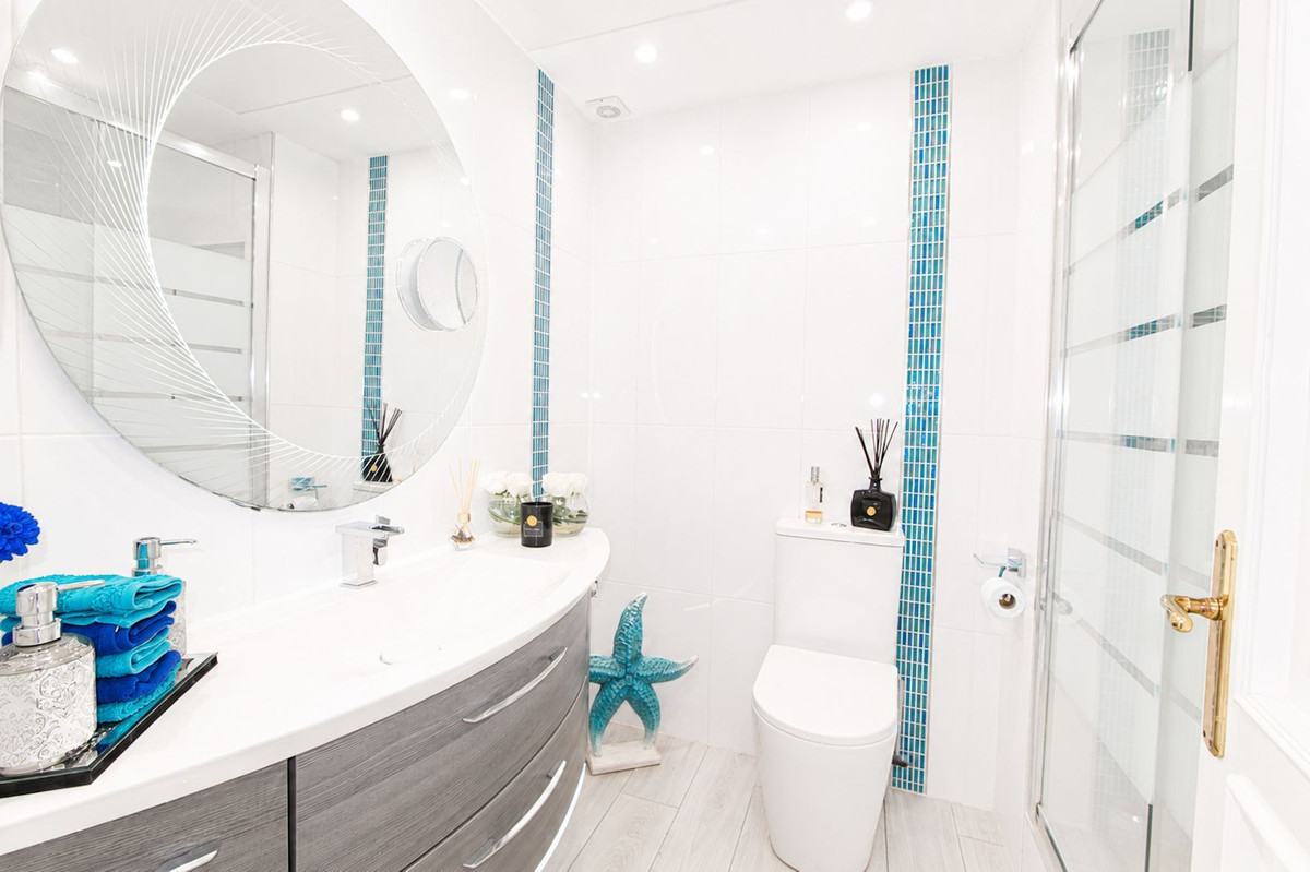 3 Bed Apartment for sale in Elviria Costa Del Sol, Málaga, Spain