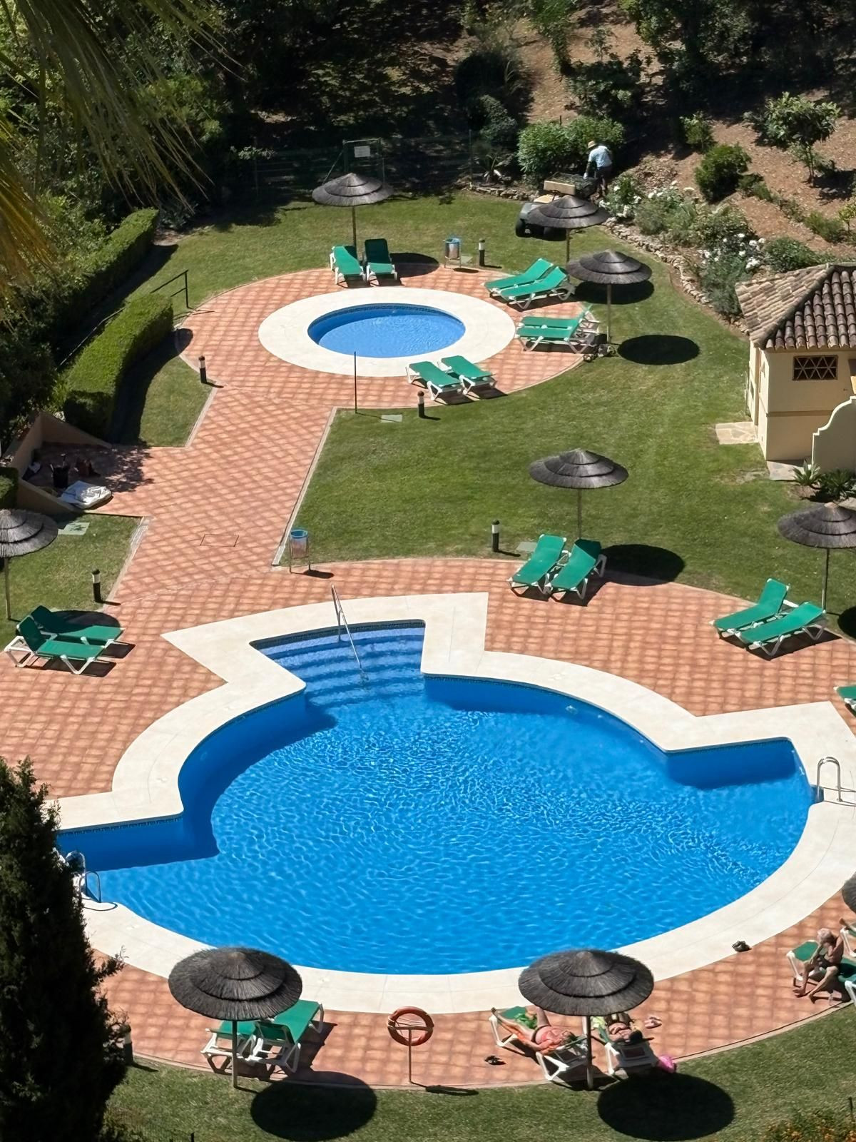 3 Bed Apartment for sale in Elviria Costa Del Sol, Málaga, Spain
