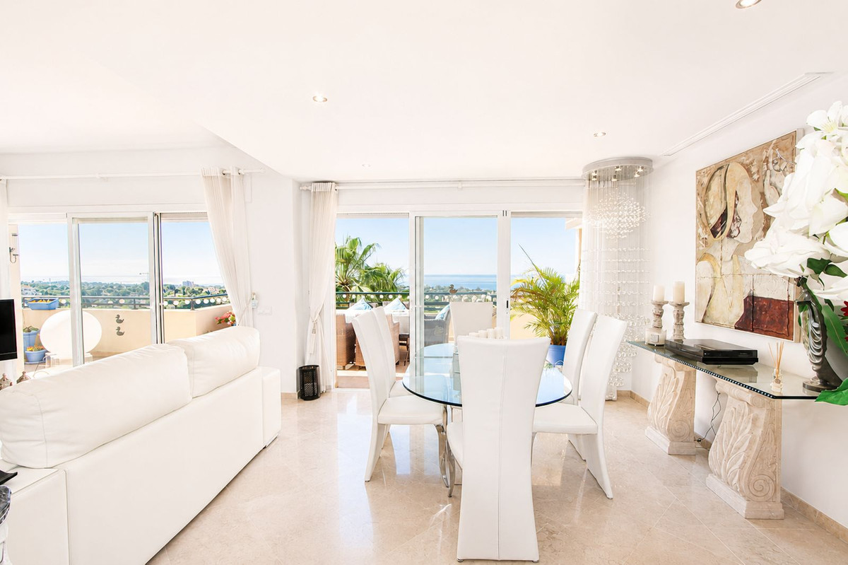 3 Bed Apartment for sale in Elviria Costa Del Sol, Málaga, Spain
