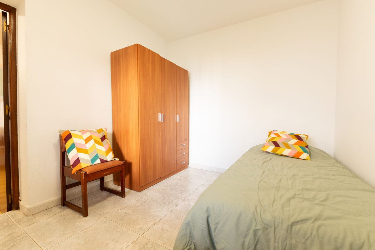 2 Bed Townhouse for sale in Los Pacos Costa Del Sol, Málaga, Spain