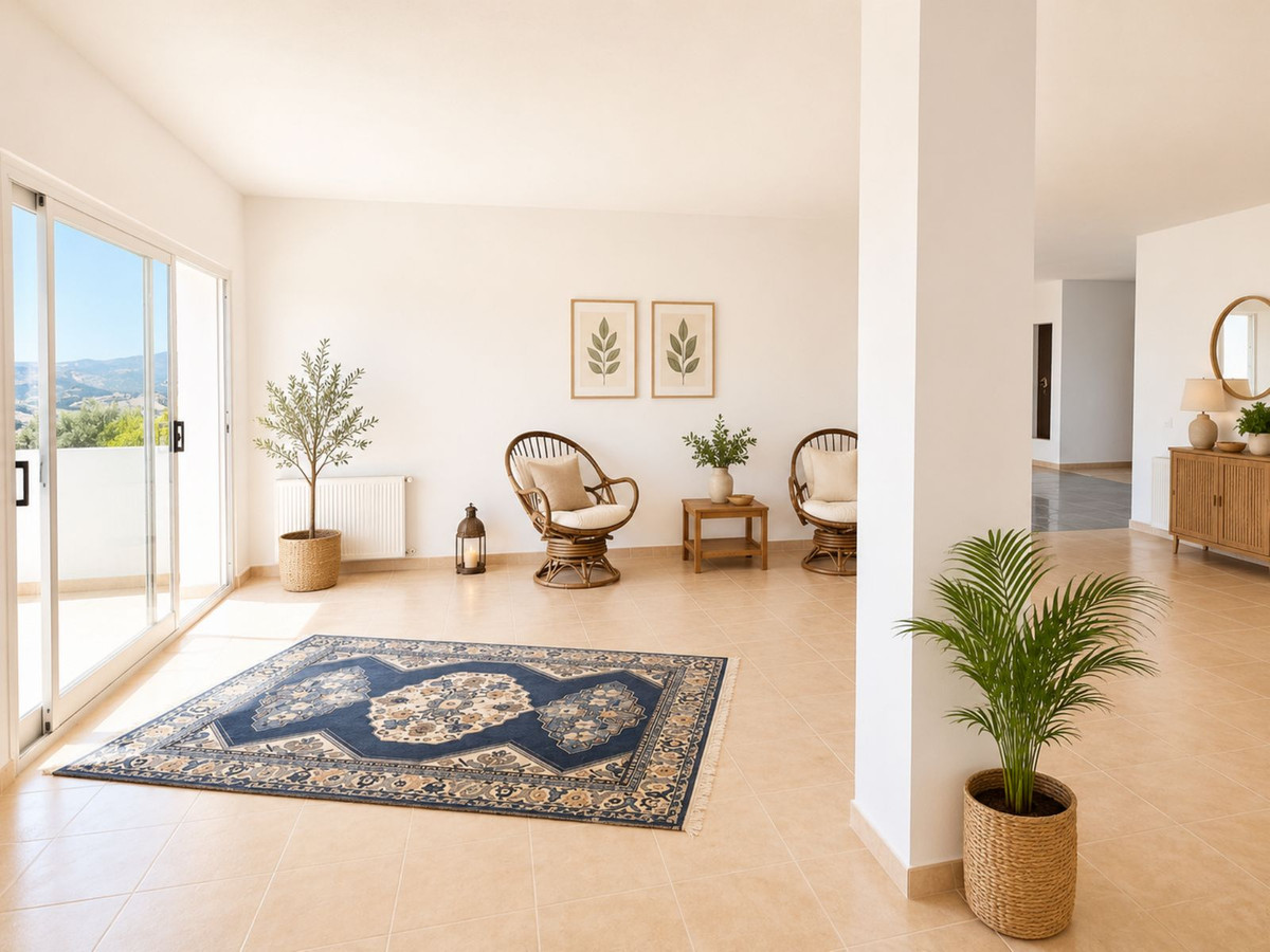 8 Bed Townhouse for sale in Gaucín Costa Del Sol, Málaga, Spain