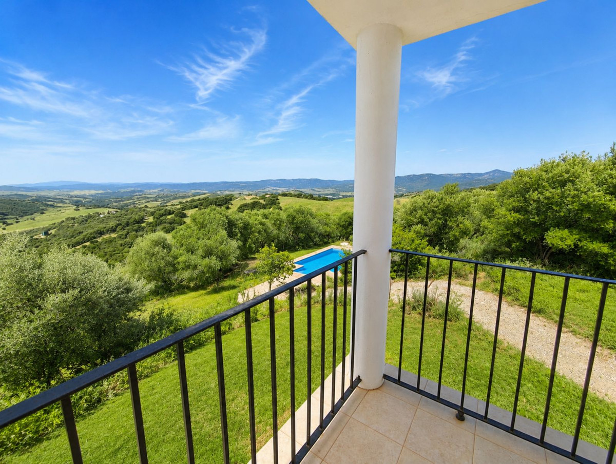 8 Bed Townhouse for sale in Gaucín Costa Del Sol, Málaga, Spain