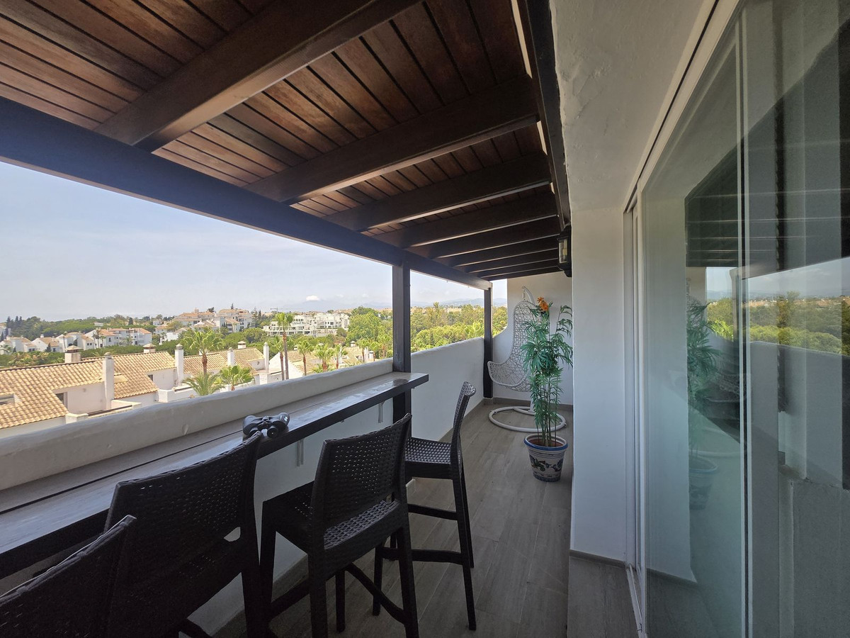 5 Bed Townhouse for sale in The Golden Mile Costa Del Sol, Málaga, Spain