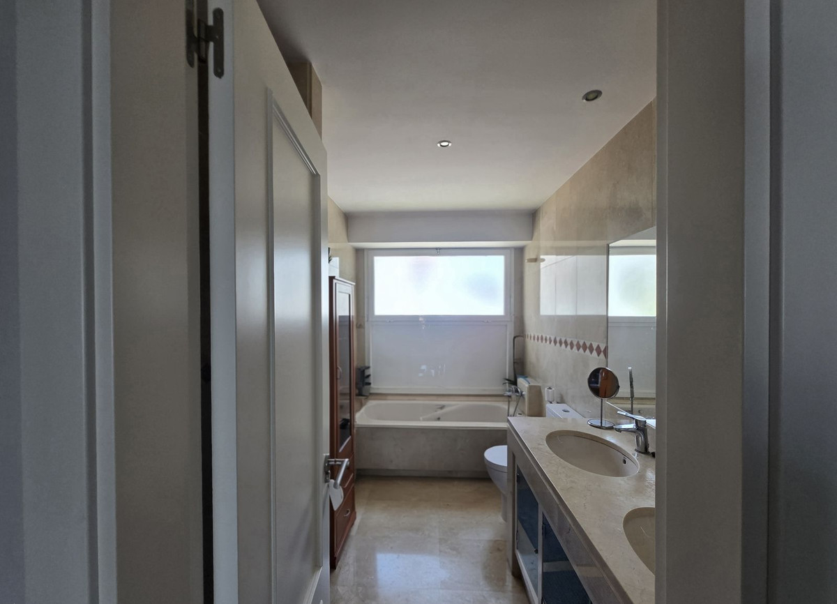 5 Bed Townhouse for sale in The Golden Mile Costa Del Sol, Málaga, Spain