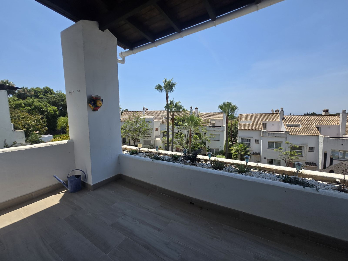 5 Bed Townhouse for sale in The Golden Mile Costa Del Sol, Málaga, Spain