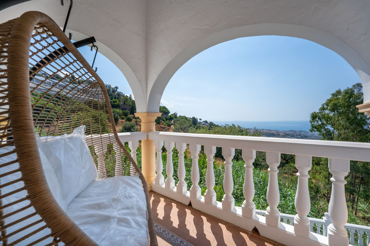 3 Bed Townhouse for sale in Mijas Costa Del Sol, Málaga, Spain