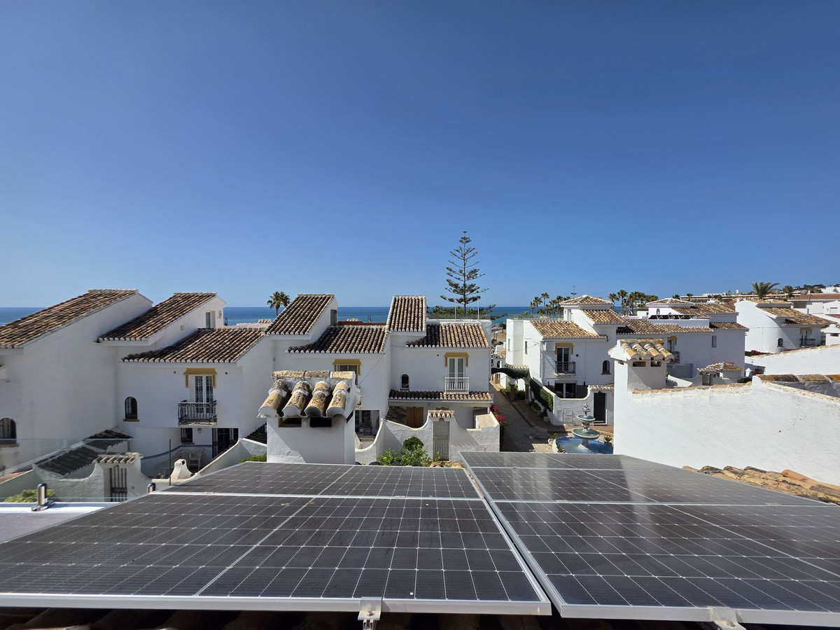 3 Bed Townhouse for sale in La Cala De Mijas Costa Del Sol, Málaga, Spain