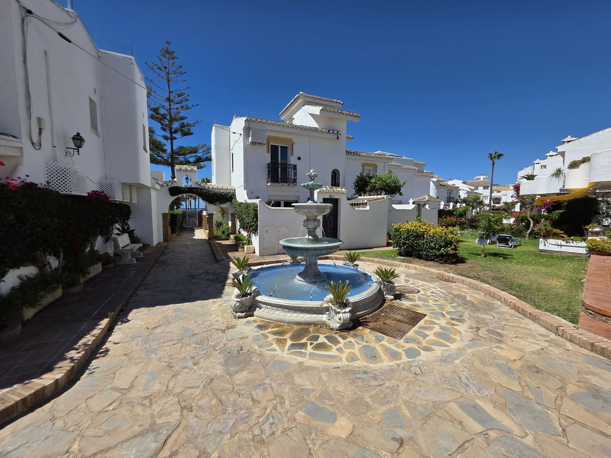 3 Bed Townhouse for sale in La Cala De Mijas Costa Del Sol, Málaga, Spain