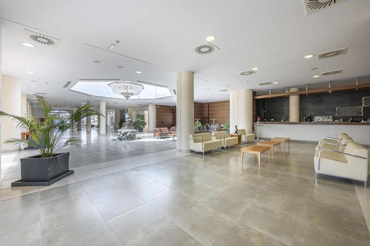 36 Bed Commercial unit for sale in El Paraiso Costa Del Sol, Málaga, Spain