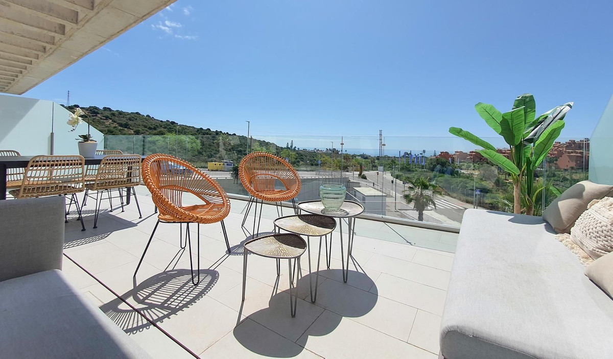 2 Bed Apartment for sale in Estepona Costa Del Sol, Málaga, Spain