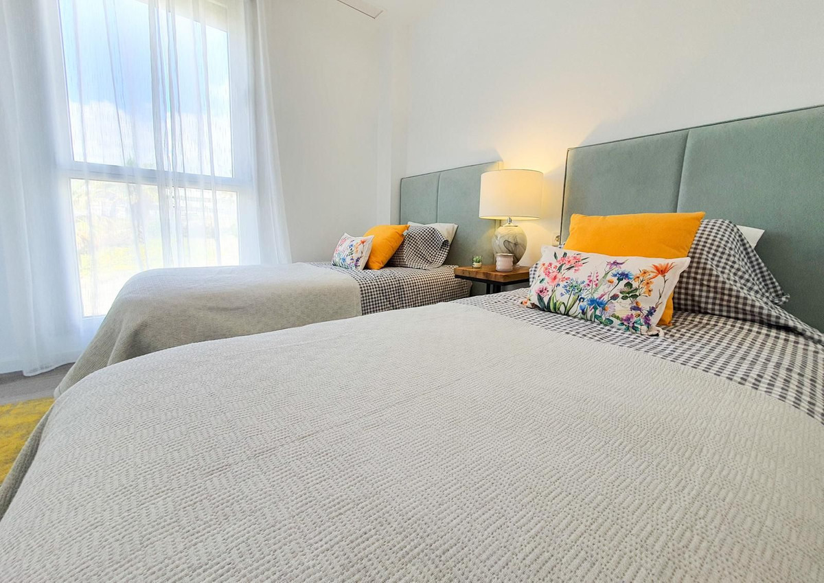 2 Bed Apartment for sale in Estepona Costa Del Sol, Málaga, Spain