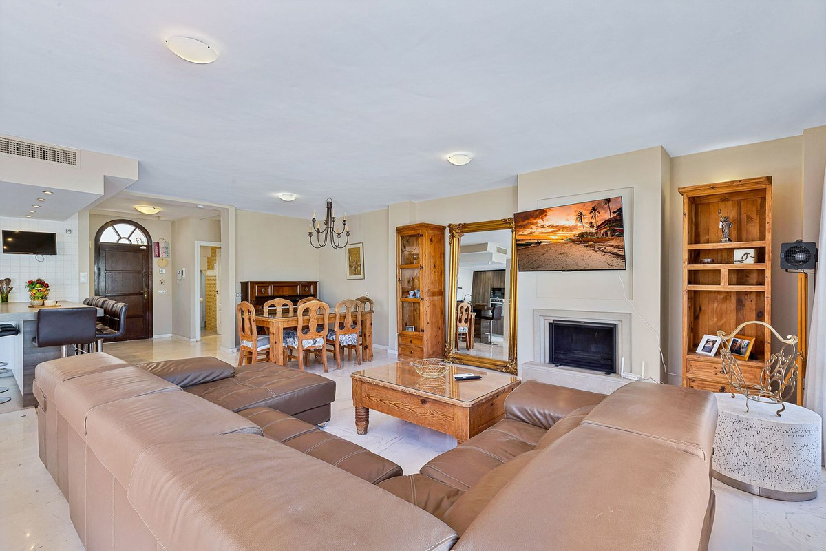 3 Bed Townhouse for sale in Mijas Costa Costa Del Sol, Málaga, Spain