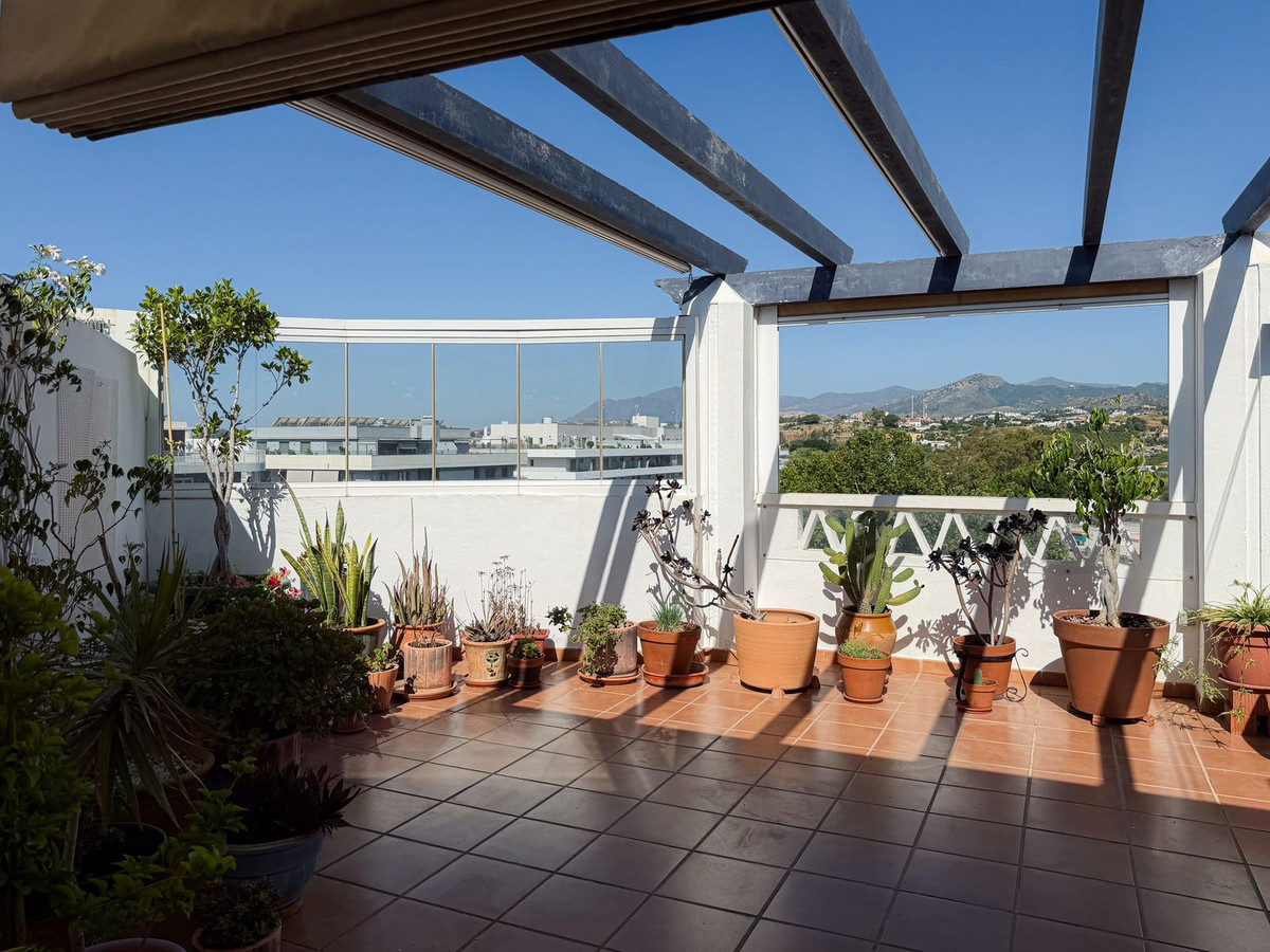 3 Bed Apartment for sale in La Campana Costa Del Sol, Málaga, Spain