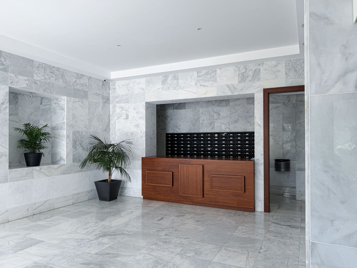 3 Bed Apartment for sale in La Campana Costa Del Sol, Málaga, Spain