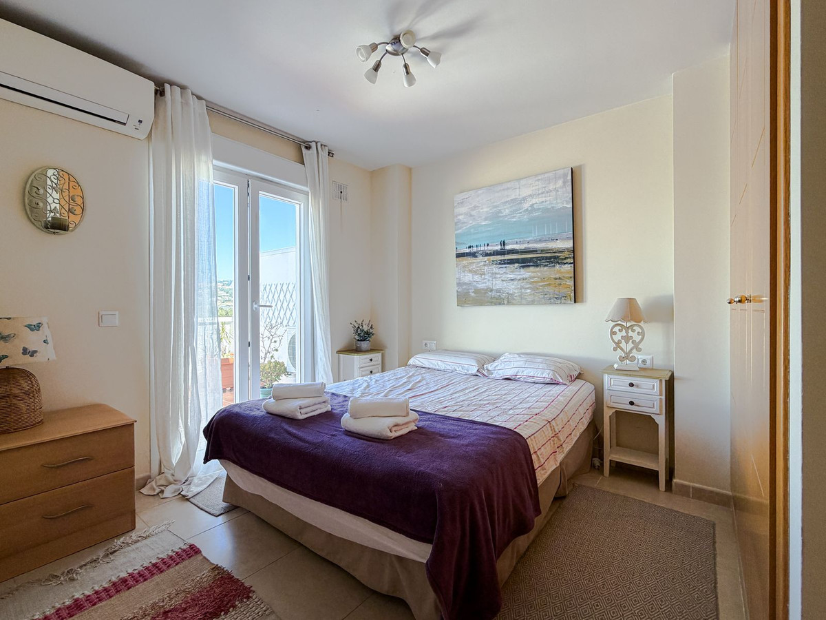 3 Bed Apartment for sale in La Campana Costa Del Sol, Málaga, Spain