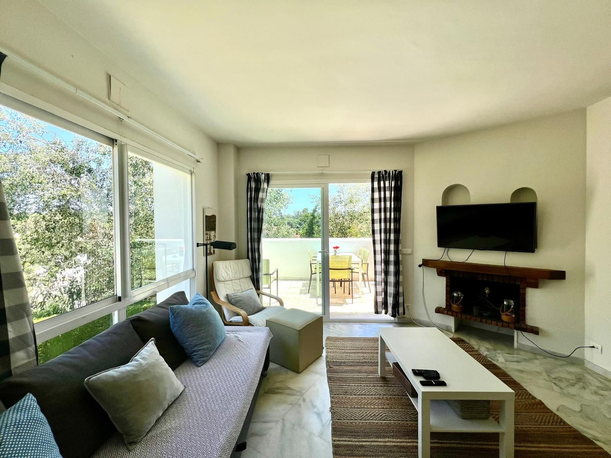 2 Bed Apartment for sale in Elviria Costa Del Sol, Málaga, Spain