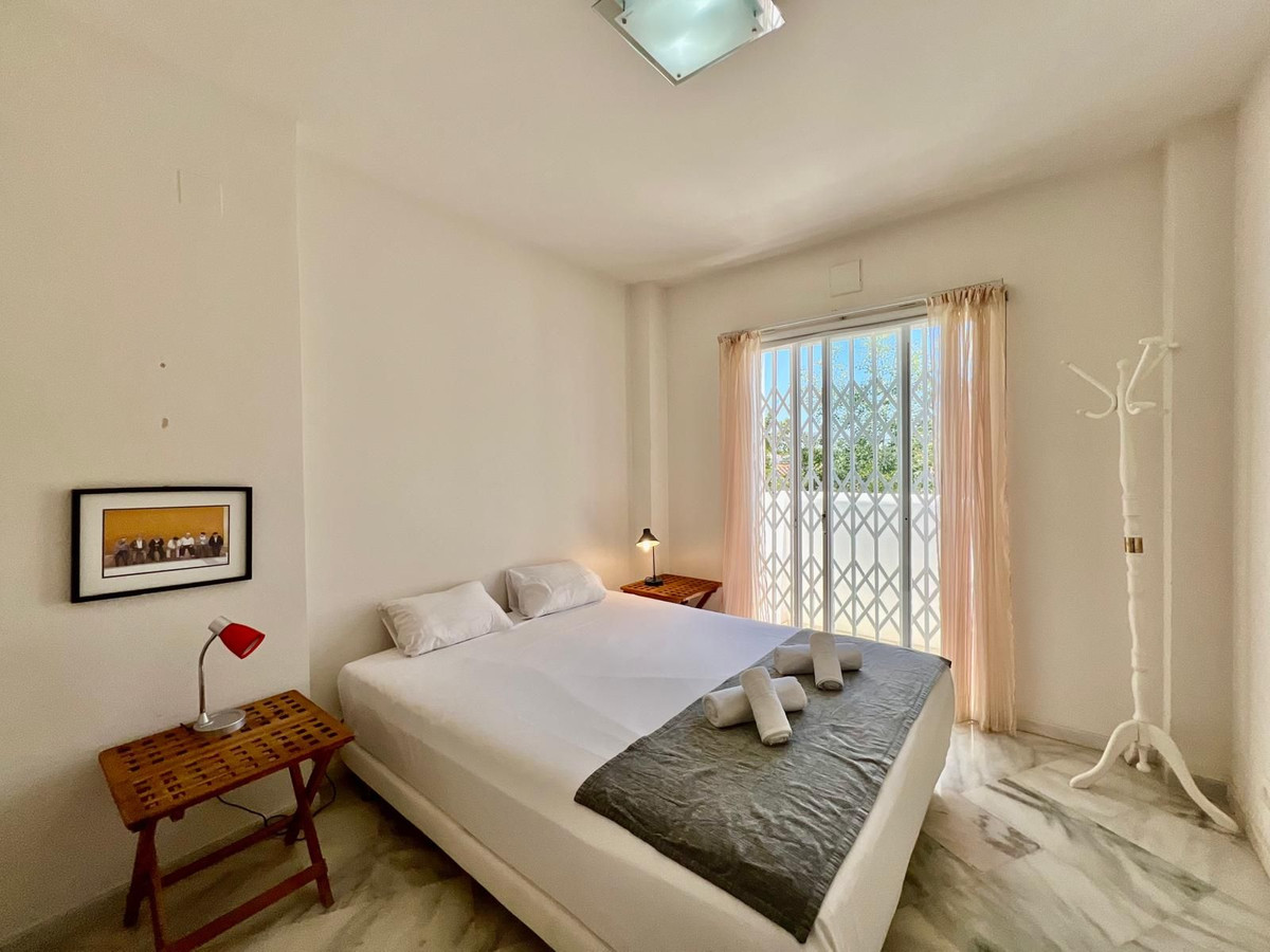 2 Bed Apartment for sale in Elviria Costa Del Sol, Málaga, Spain
