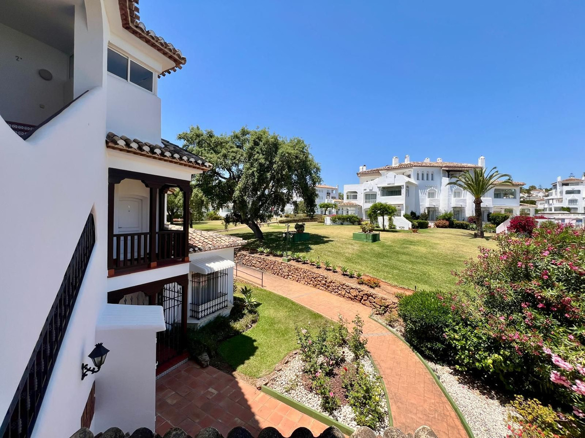 2 Bed Apartment for sale in Elviria Costa Del Sol, Málaga, Spain