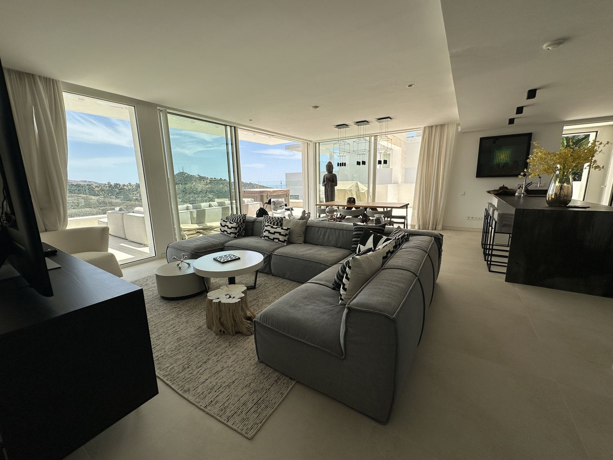 3 Bed Apartment for sale in Ojén Costa Del Sol, Málaga, Spain