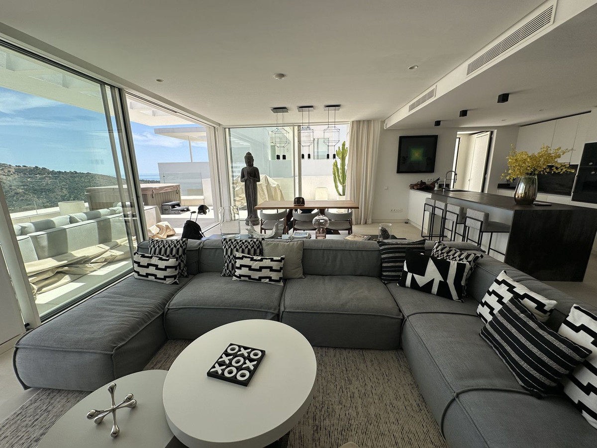 3 Bed Apartment for sale in Ojén Costa Del Sol, Málaga, Spain