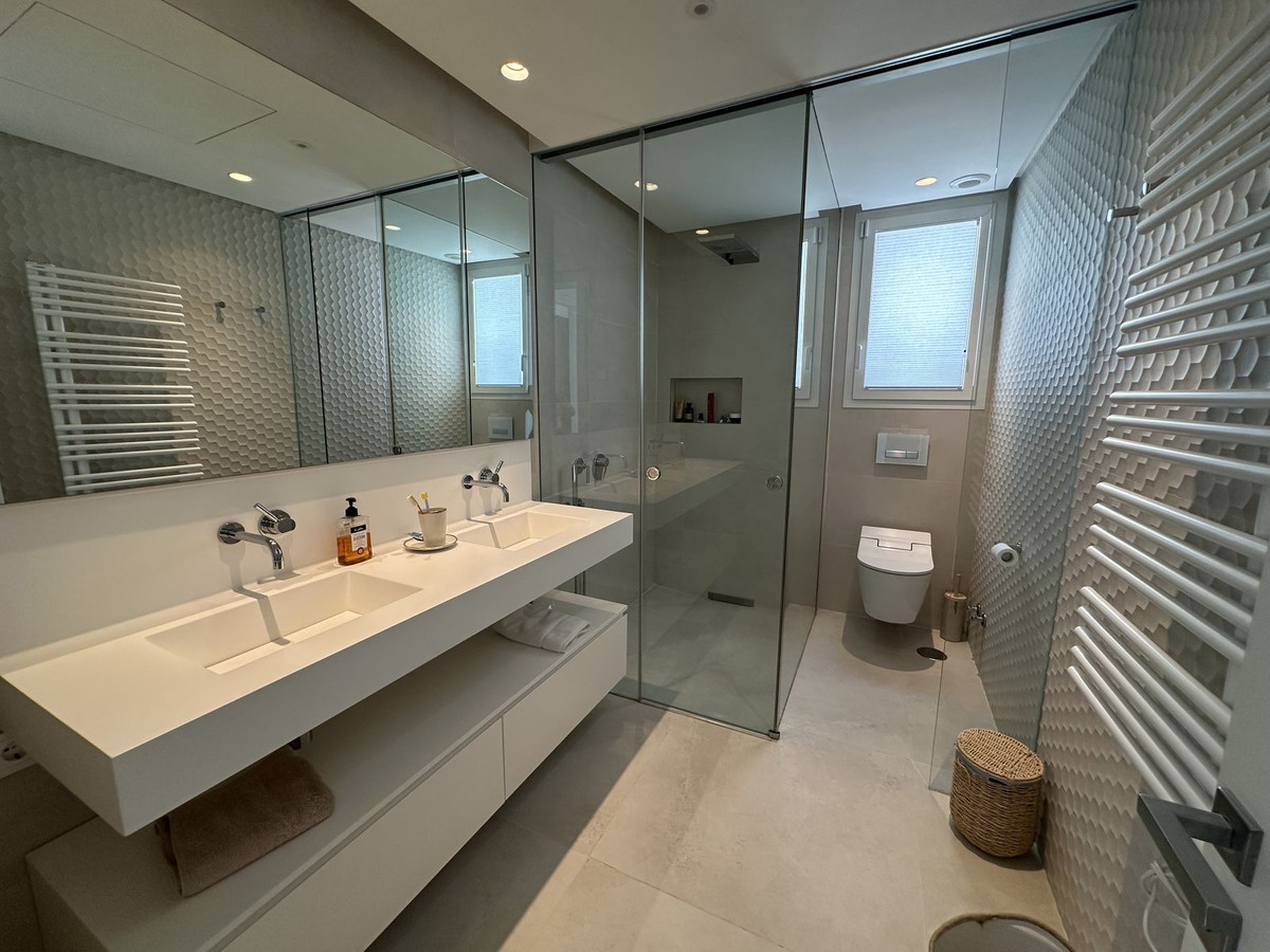 3 Bed Apartment for sale in Ojén Costa Del Sol, Málaga, Spain