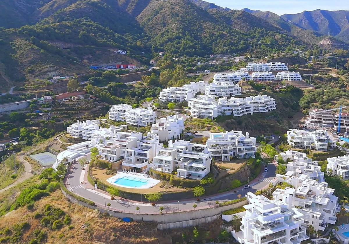 3 Bed Apartment for sale in Ojén Costa Del Sol, Málaga, Spain