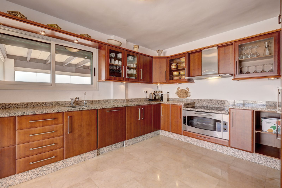 3 Bed Apartment for sale in Torrequebrada Costa Del Sol, Málaga, Spain